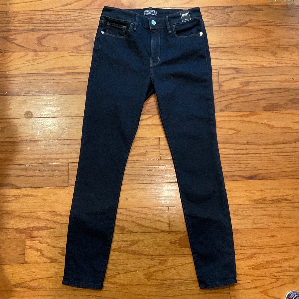 NWT Abercrombie & Fitch Dark Wash Mid Rise Super Skinny Jeans
